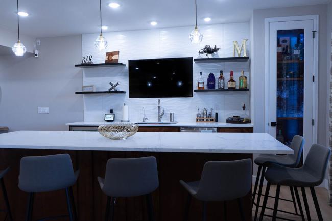 modern wet bar